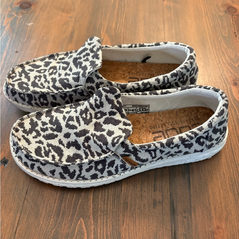 Women’s Leopard Hey Dudes